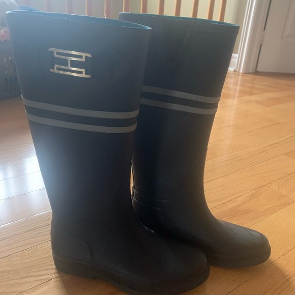 Tommy Hilfiger Twvinette Rainboot - Size 7 - Picture 2 of 5